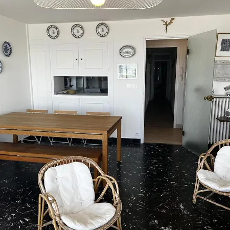 Appartement Spacieux Face Avec Balcon, Proche Du Centre Et Commerces - Fr-1-197-170 Les Sables-dʼOlonne