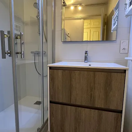 Appartamento Spacieux Face Avec Balcon, Proche Du Centre Et Commerces - Fr-1-197-170 Les Sables-dʼOlonne