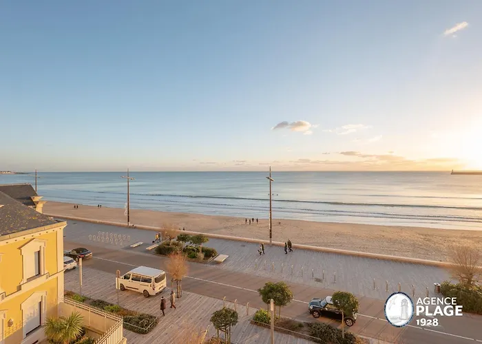 Spacieux Face Avec Balcon, Proche Du Centre Et Commerces - Fr-1-197-170 公寓 莱萨布勒-多洛讷