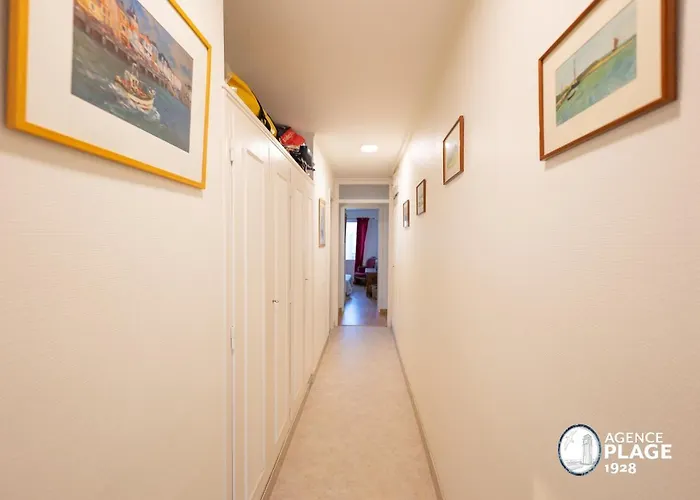 Spacieux Face Avec Balcon, Proche Du Centre Et Commerces - Fr-1-197-170 * 莱萨布勒-多洛讷