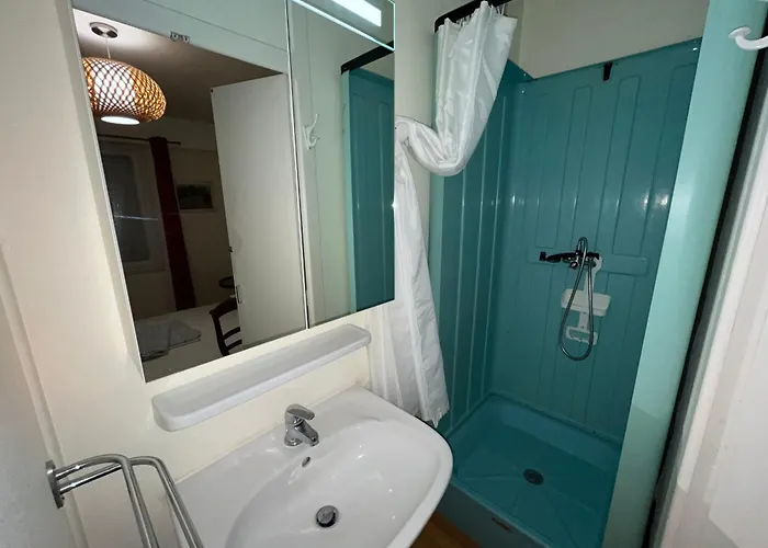 公寓 Spacieux Face Avec Balcon, Proche Du Centre Et Commerces - Fr-1-197-170