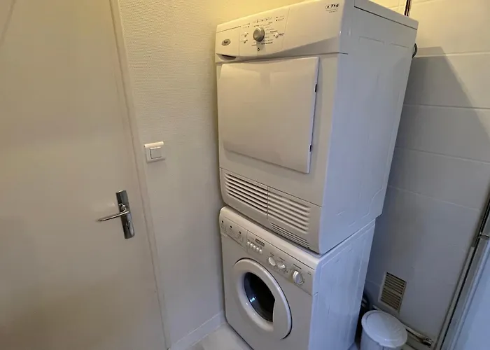 公寓 Spacieux Face Avec Balcon, Proche Du Centre Et Commerces - Fr-1-197-170